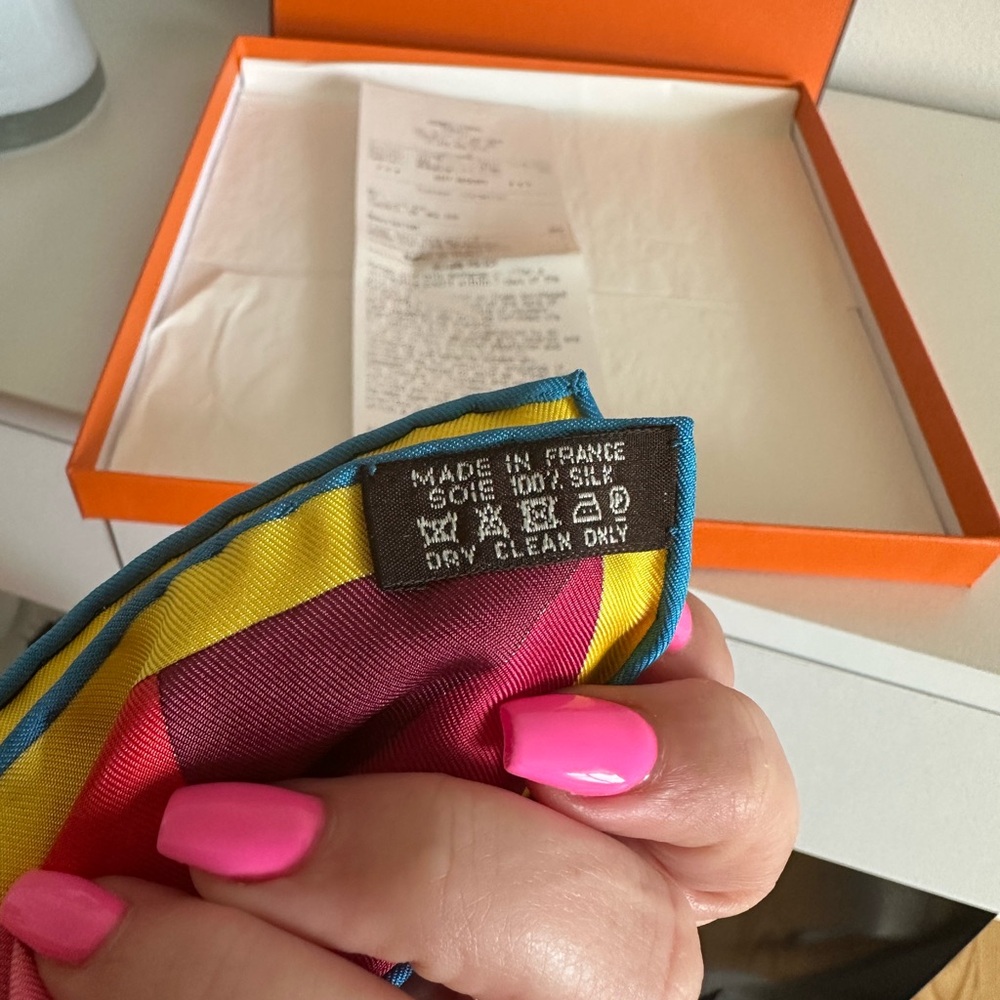 Hermes Carré 90 “Perspective Cavalière” silk scarf - Picture 7 of 12